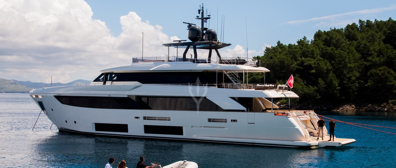 SK yacht charter 1