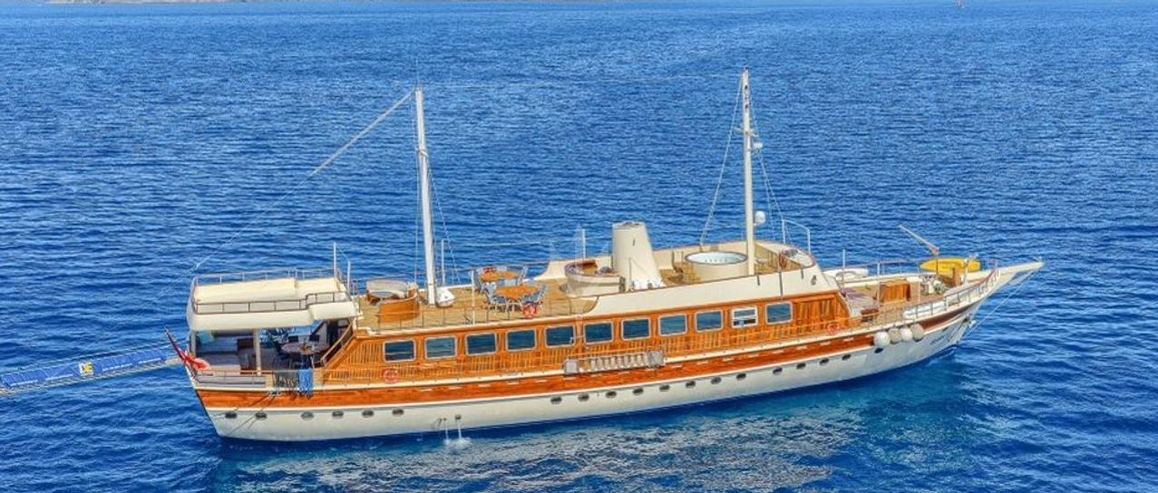 ELARA 1 yacht charter 1