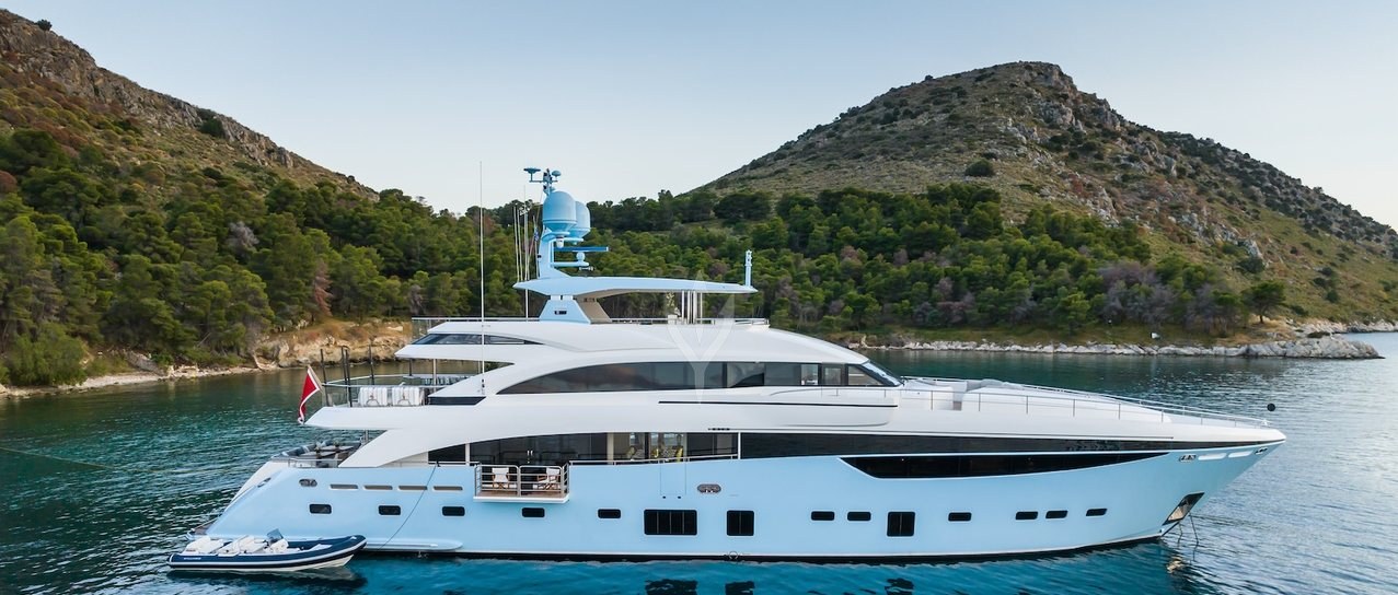 LE VERSEAU YACHT CHARTER yacht charter