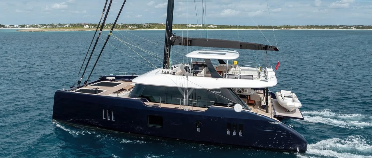 BELLDIA yacht charter 1