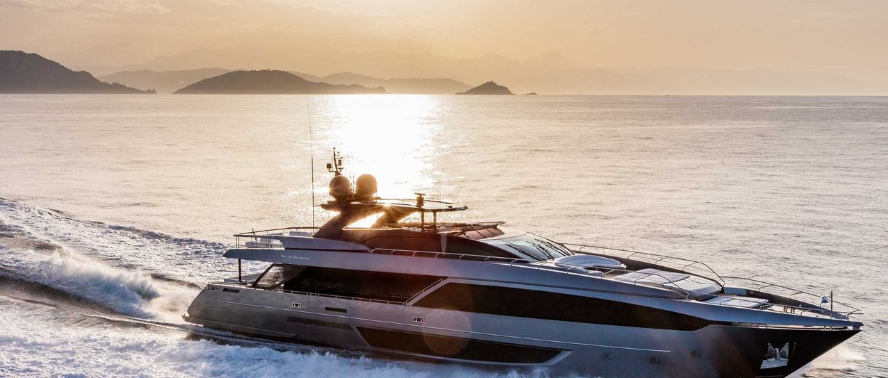 BELLA DONNA yacht charter 1
