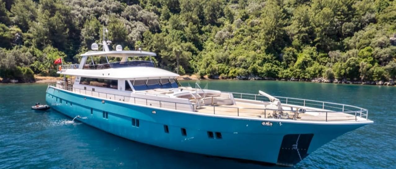 DEEP WATER yacht charter 1