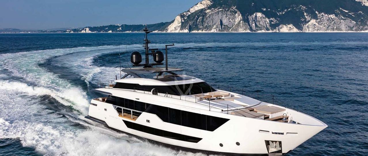 ALVIUM yacht charter 1