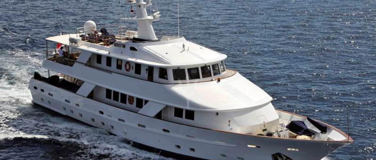 V. BAHRIA yacht charter 1