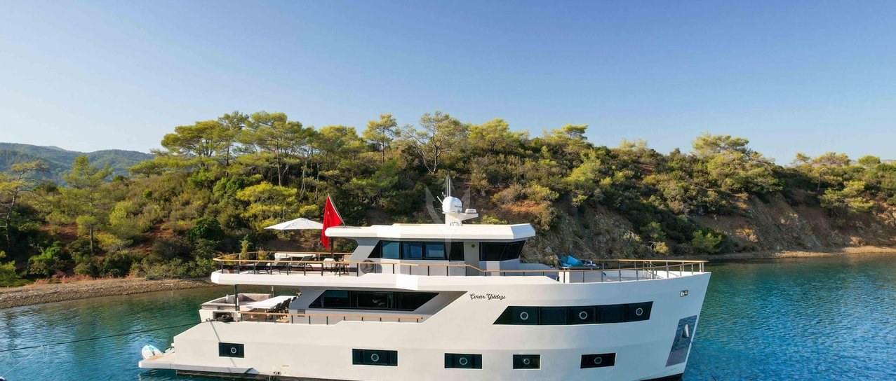 NEO yacht charter 1