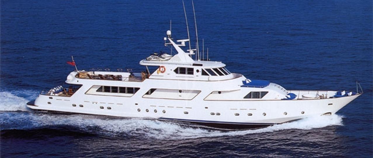AVA yacht charter 1