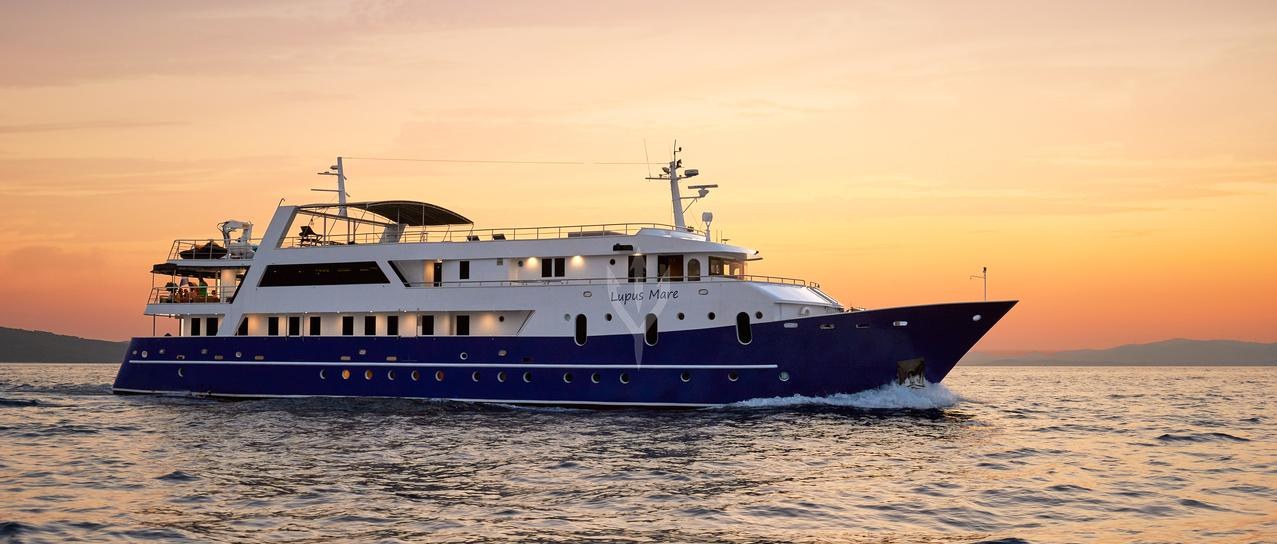 LUPUS MARE yacht charter 1