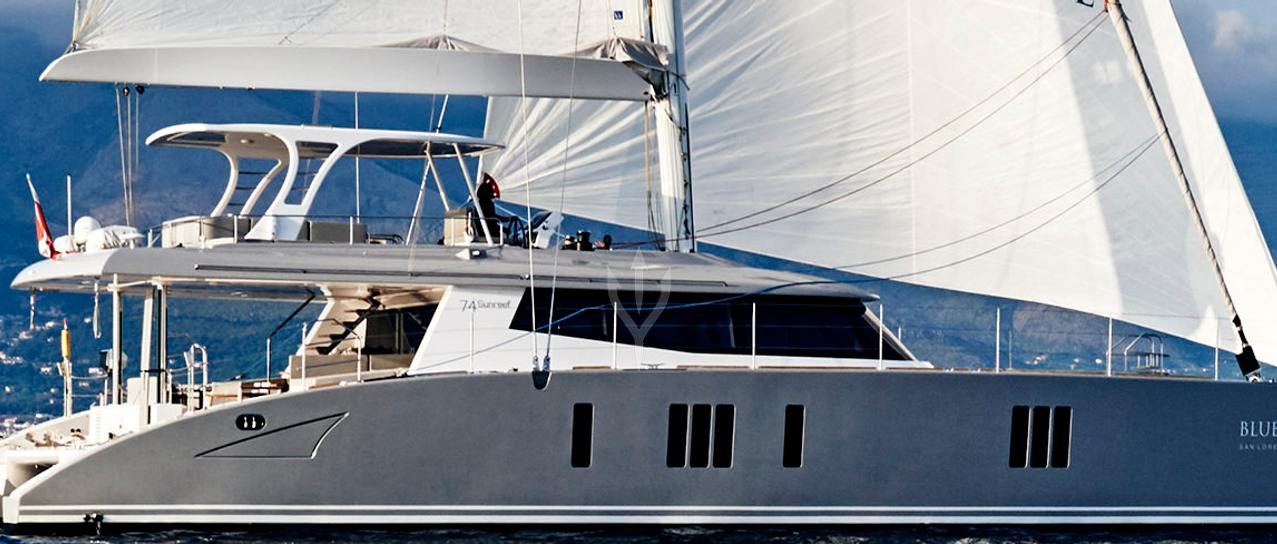 BLUE DEER yacht charter 1