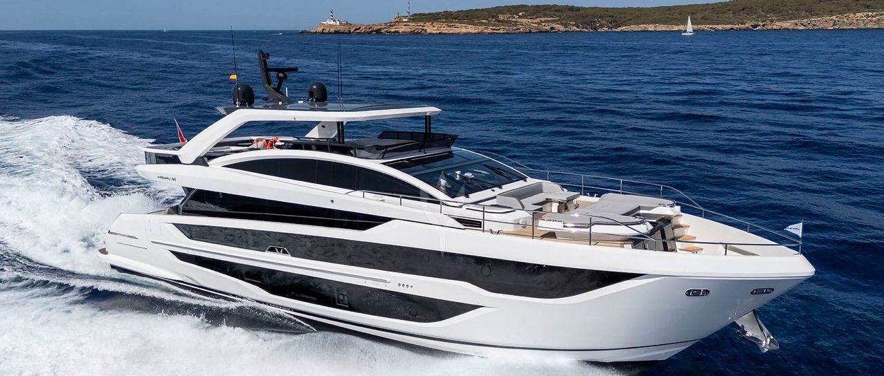 KNEAD IT yacht charter 1