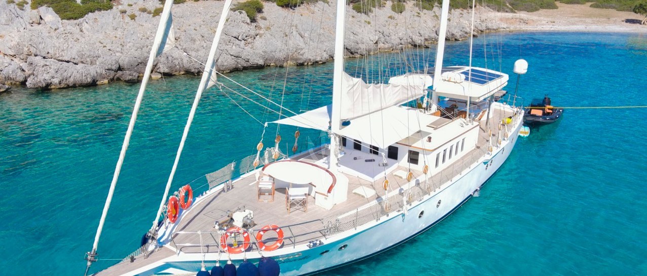 GAZELLA yacht charter 1
