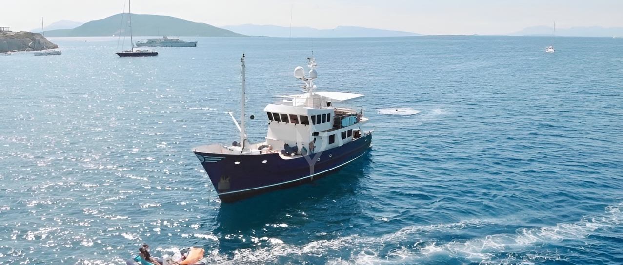 ELEFTHERIA yacht charter 1