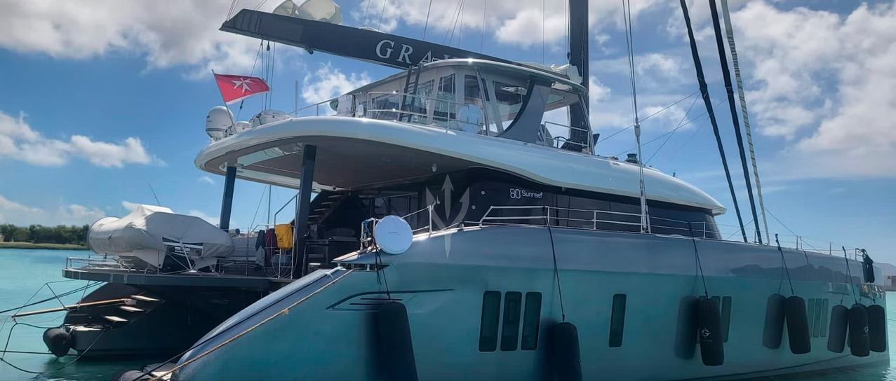GRAYA yacht charter 1