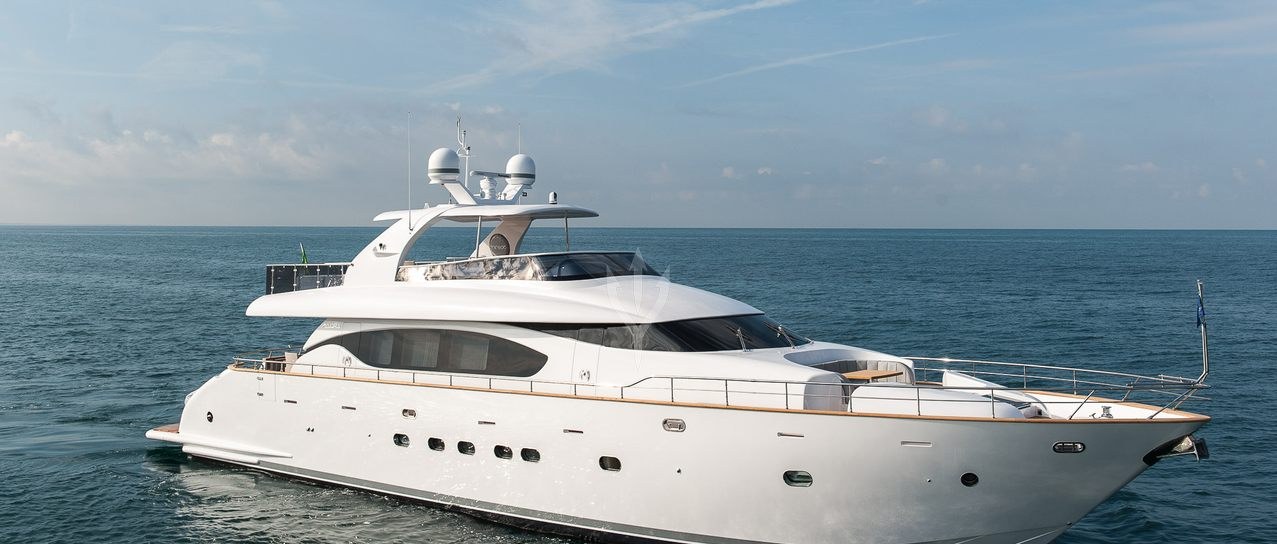 MIREDO yacht charter 1