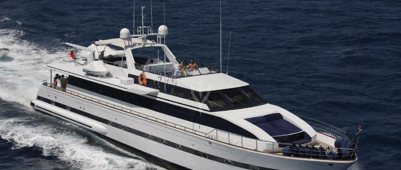 QUEEN SOUTH yacht charter 1