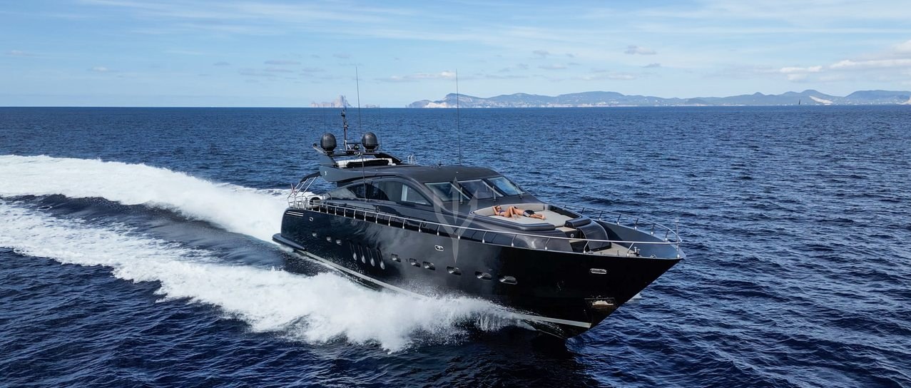 DARK KNIGHT yacht charter 1