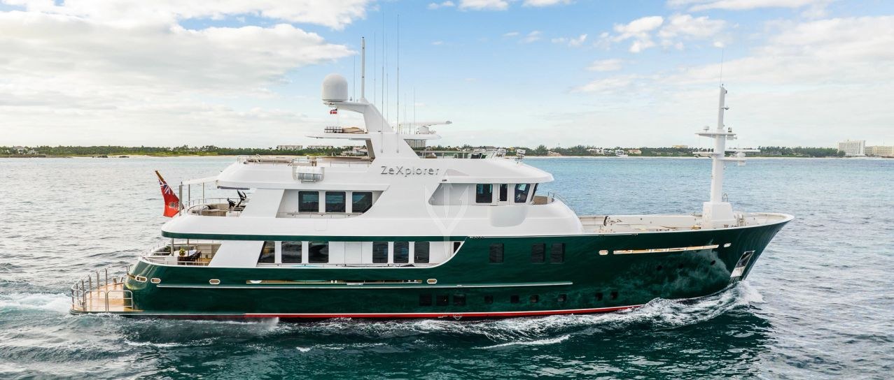 ARYA yacht charter 1