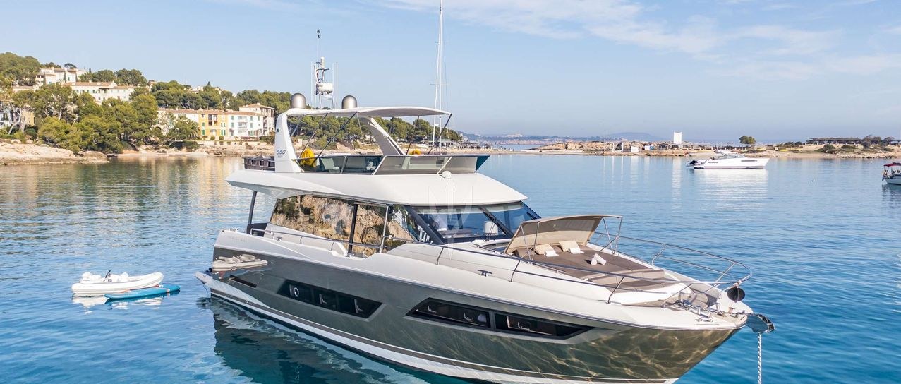 BLUE M yacht charter 1
