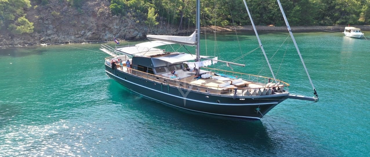 AYO yacht charter 1