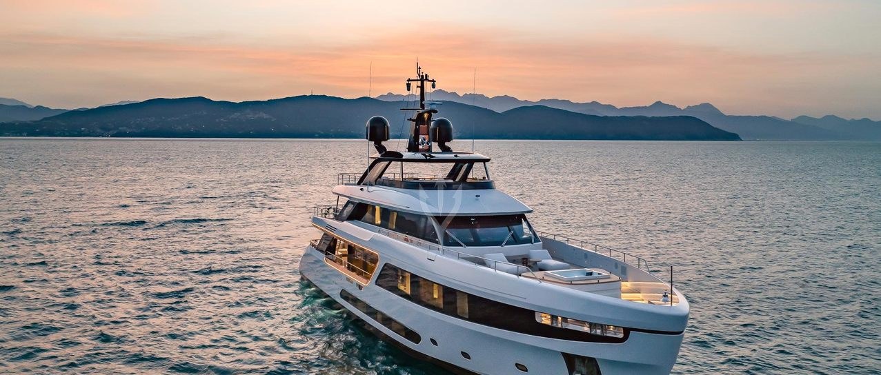 DAWO yacht charter 1