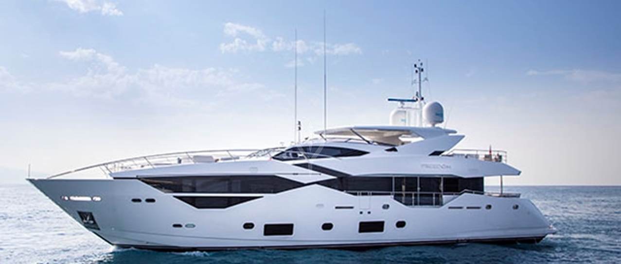 YUTORI yacht charter 1