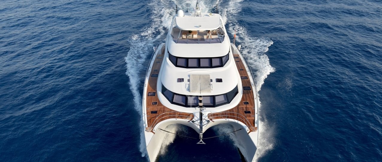 BLUE BELLY yacht charter 1