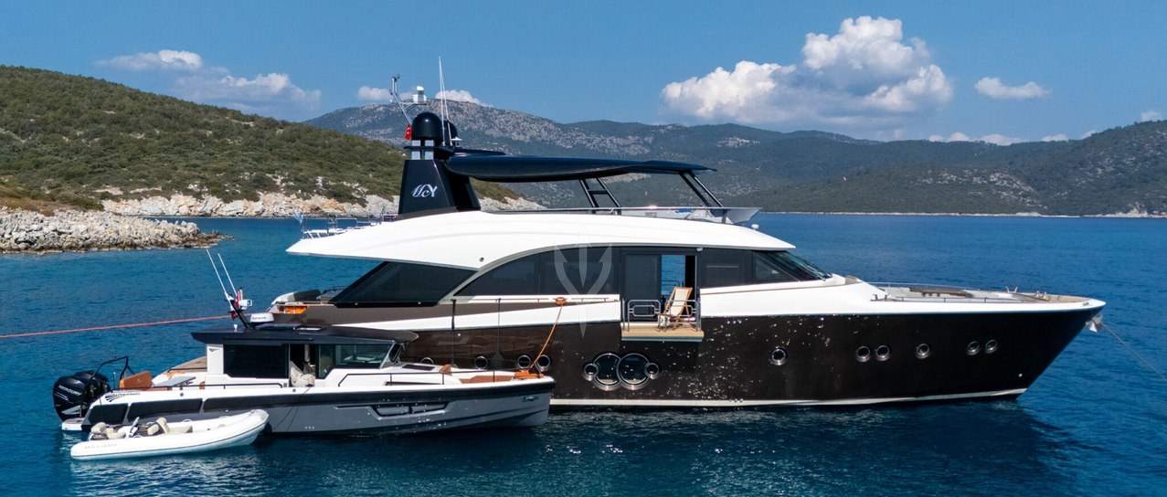 BELLA LUNA YACHT CHARTER yacht charter