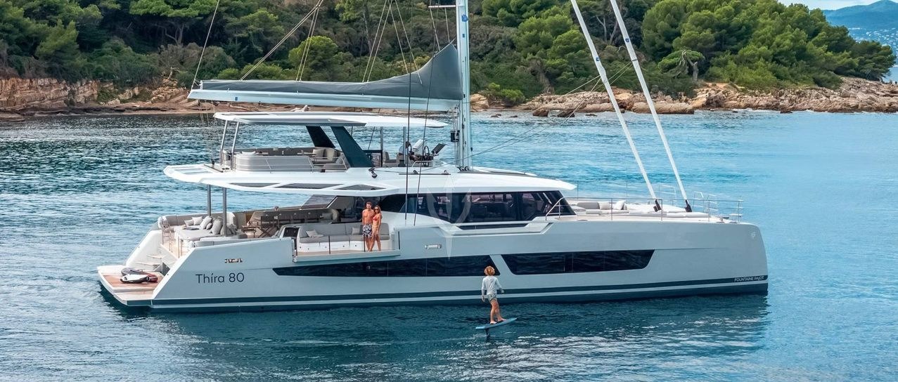 CAPRI yacht charter 1