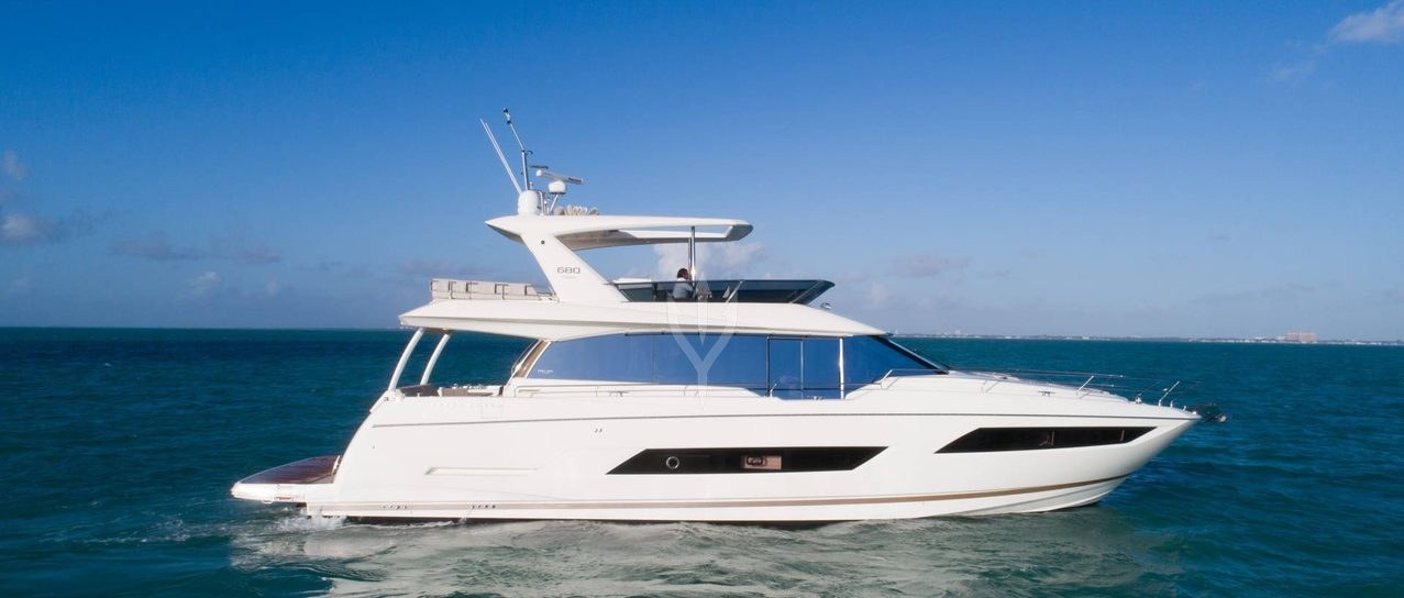 BLUEM yacht charter 1