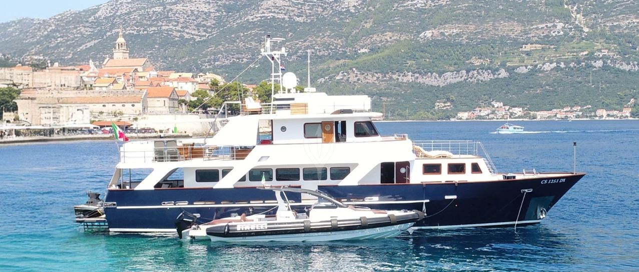 PRINCESS MAELA yacht charter 1