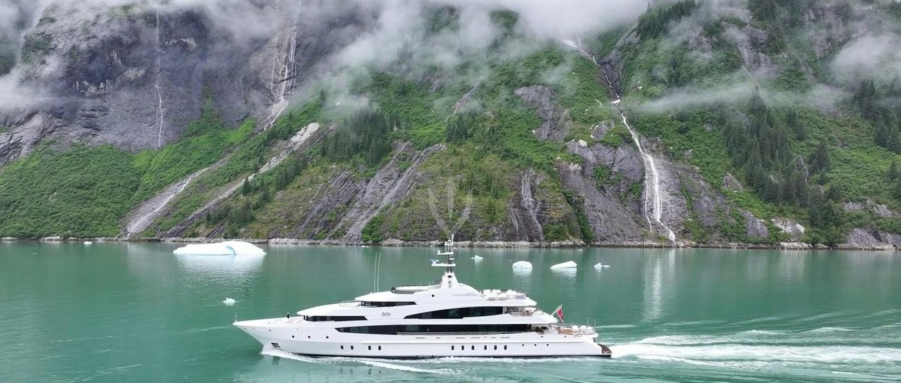 LUDZIE YACHT CHARTER yacht charter