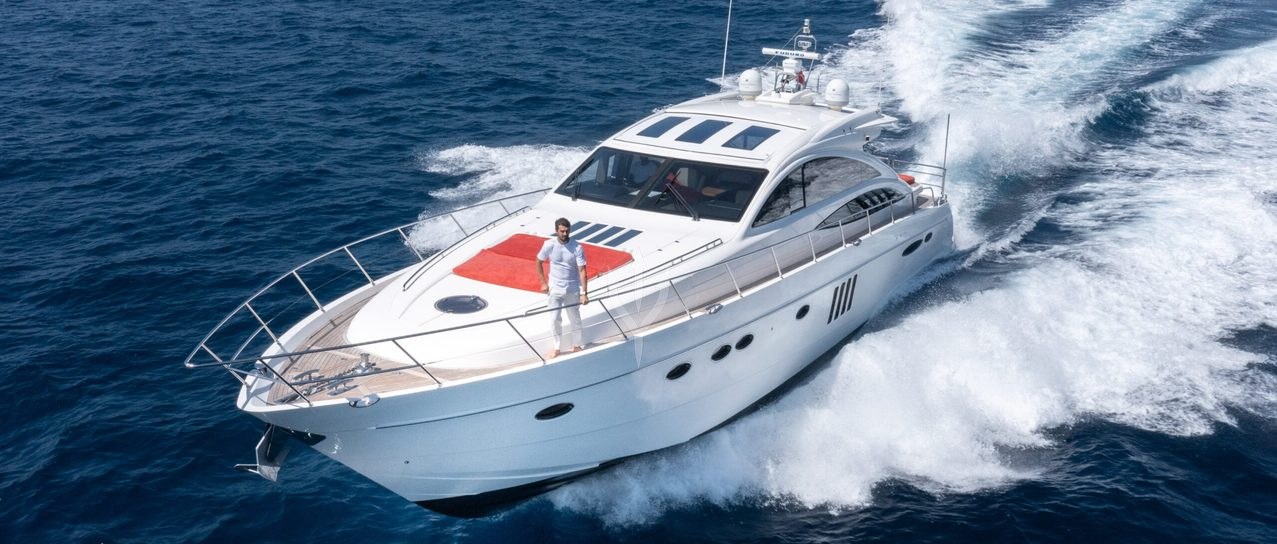 P'TITE BOUILLE yacht charter 1