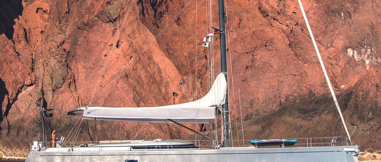 LA LOEVIE YACHT CHARTER yacht charter