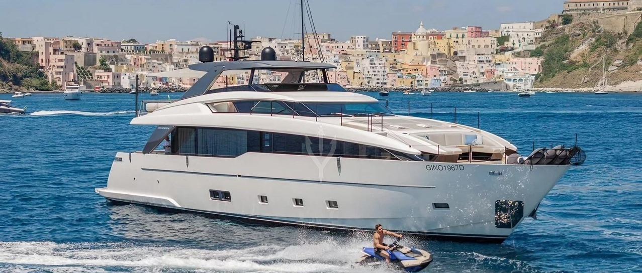 CATCH ME yacht charter 1