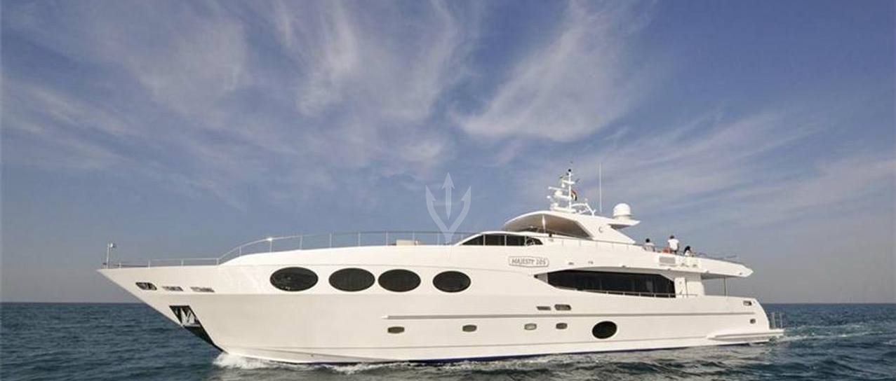DIAM yacht charter 1
