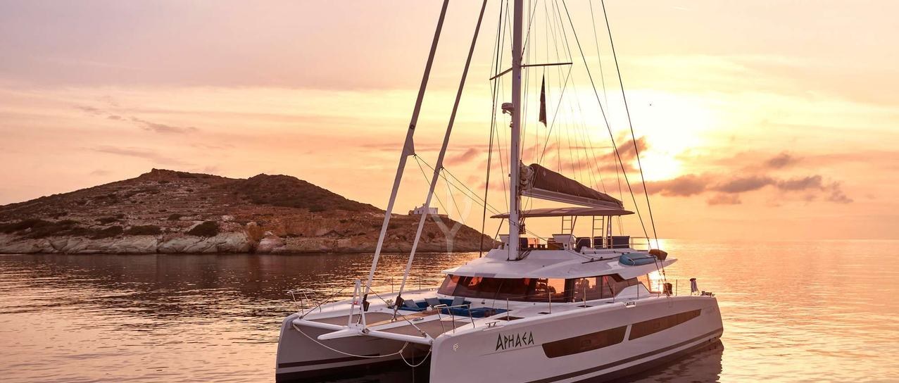 APHAEA yacht charter 1