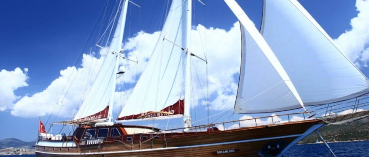 DREAMLAND YACHT CHARTER yacht charter