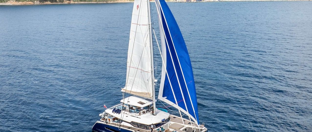 THE BLUE DREAM yacht charter 1
