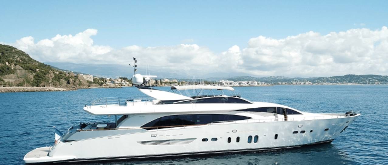 LADY EMMA yacht charter 1