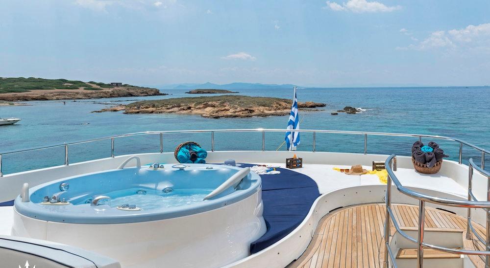 SUGAR yacht charter 4