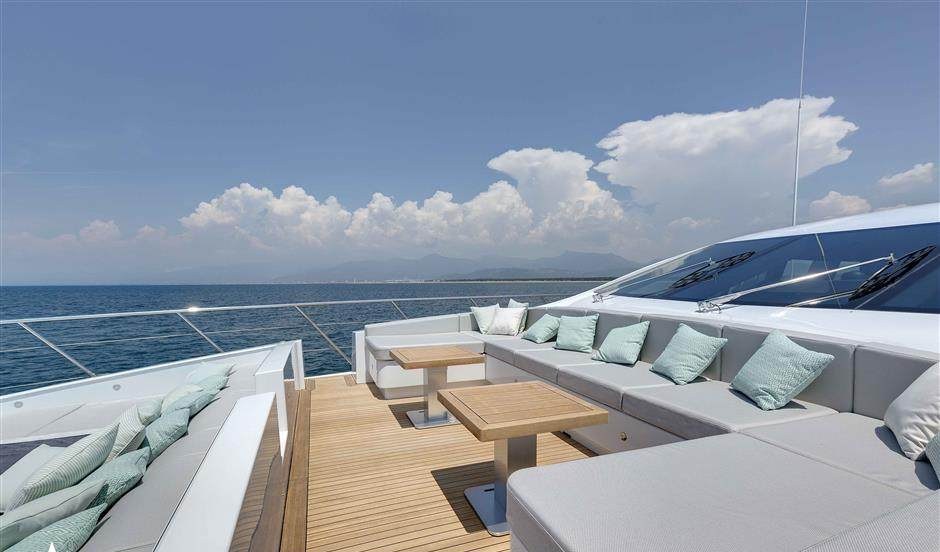IARY yacht charter 3