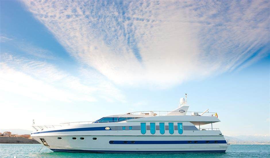 SUPERTOY yacht charter 2