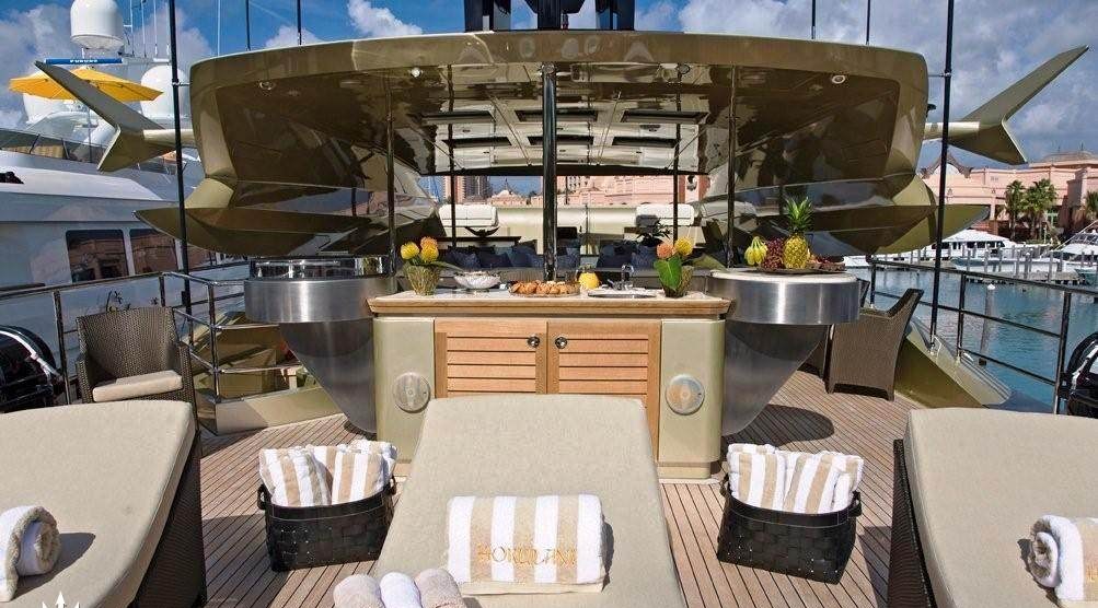 HOKULANI yacht charter 3