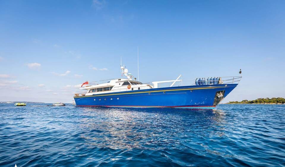 CHANTELLA yacht charter 2