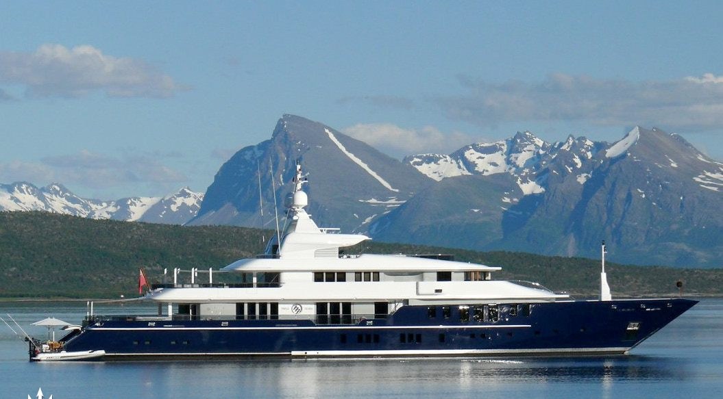 TRIPLE SEVEN yacht charter 2