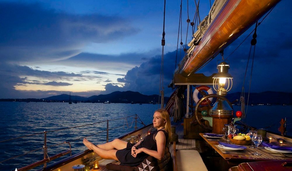 SUNSHINE yacht charter 3