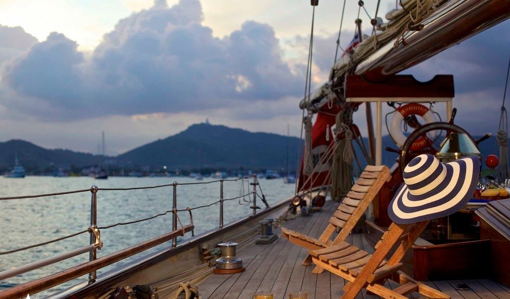 SUNSHINE yacht charter 4