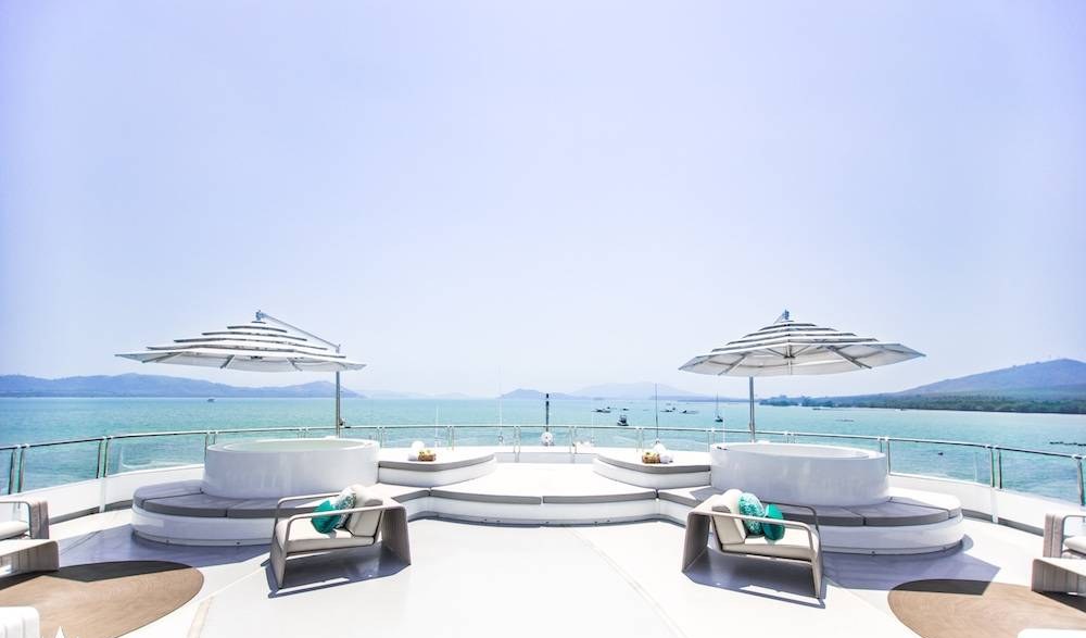 SALUZI yacht charter 3