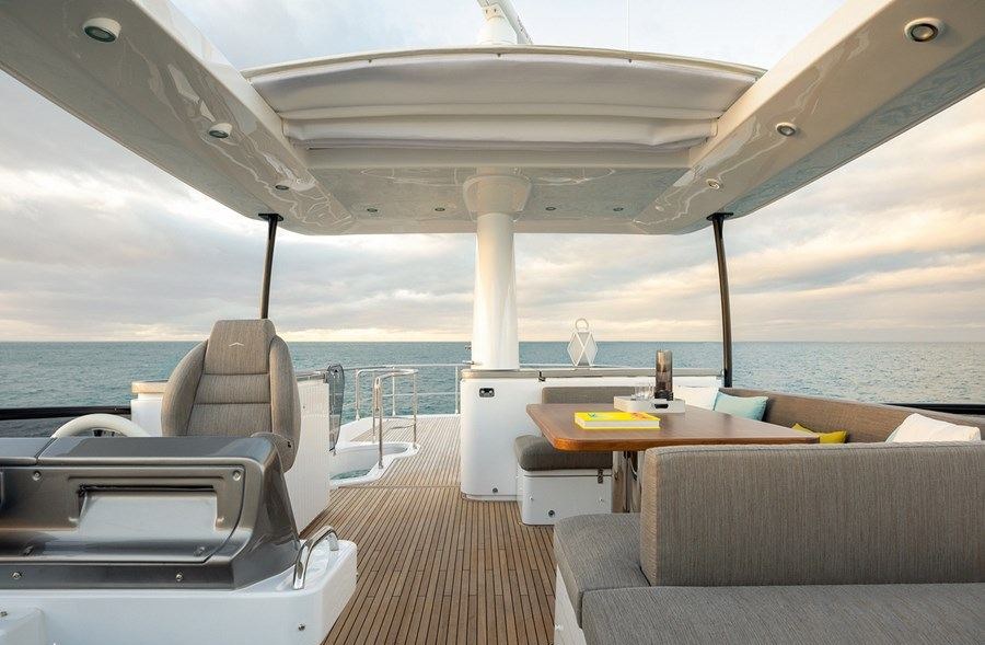 AZIMUT MAGELLANO 66 yacht charter 5