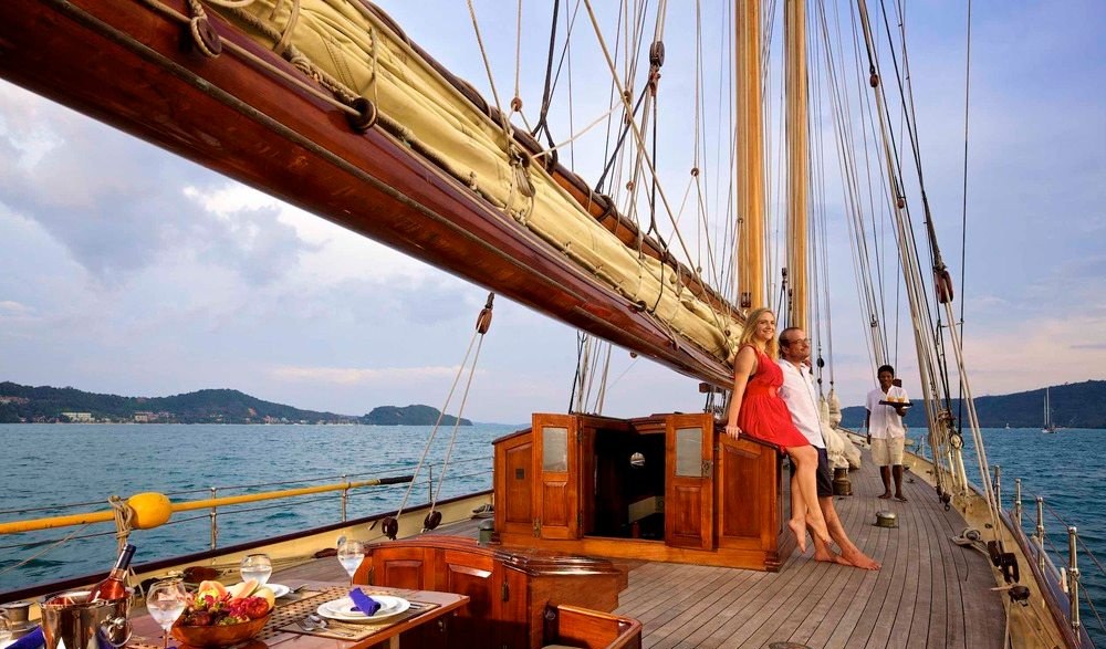 SUNSHINE yacht charter 5