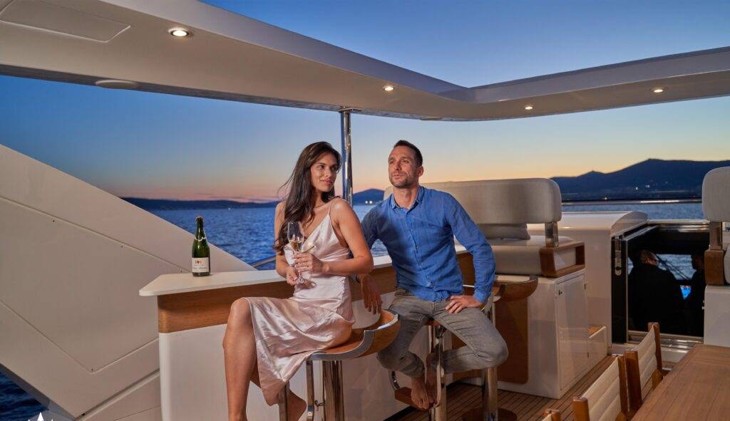 ALUMINIA TOO yacht charter 5